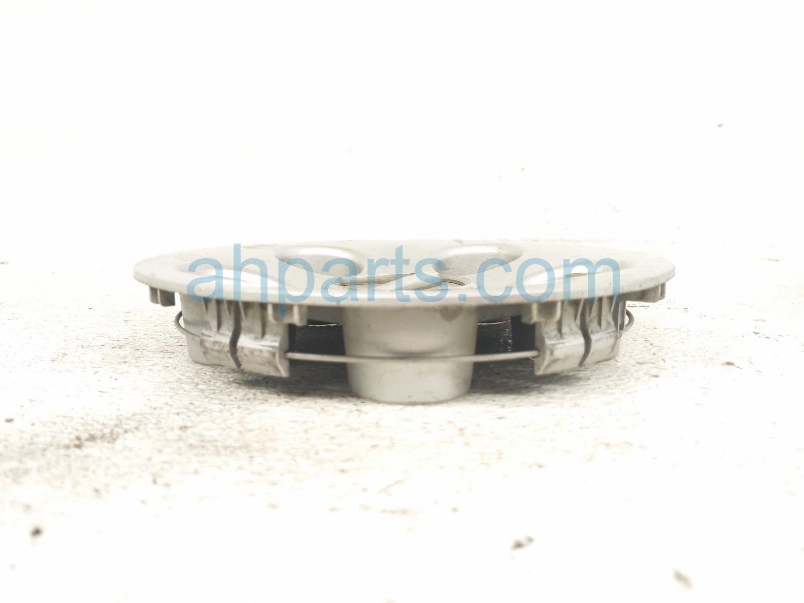 2001 Lexus Ls430 Cover / Hub Wheel Center Cap 42603 50210 Replacement 2001 Lexus Ls430 Cover / Hub Wheel Center Cap 42603 50210 Replacement thumbnail