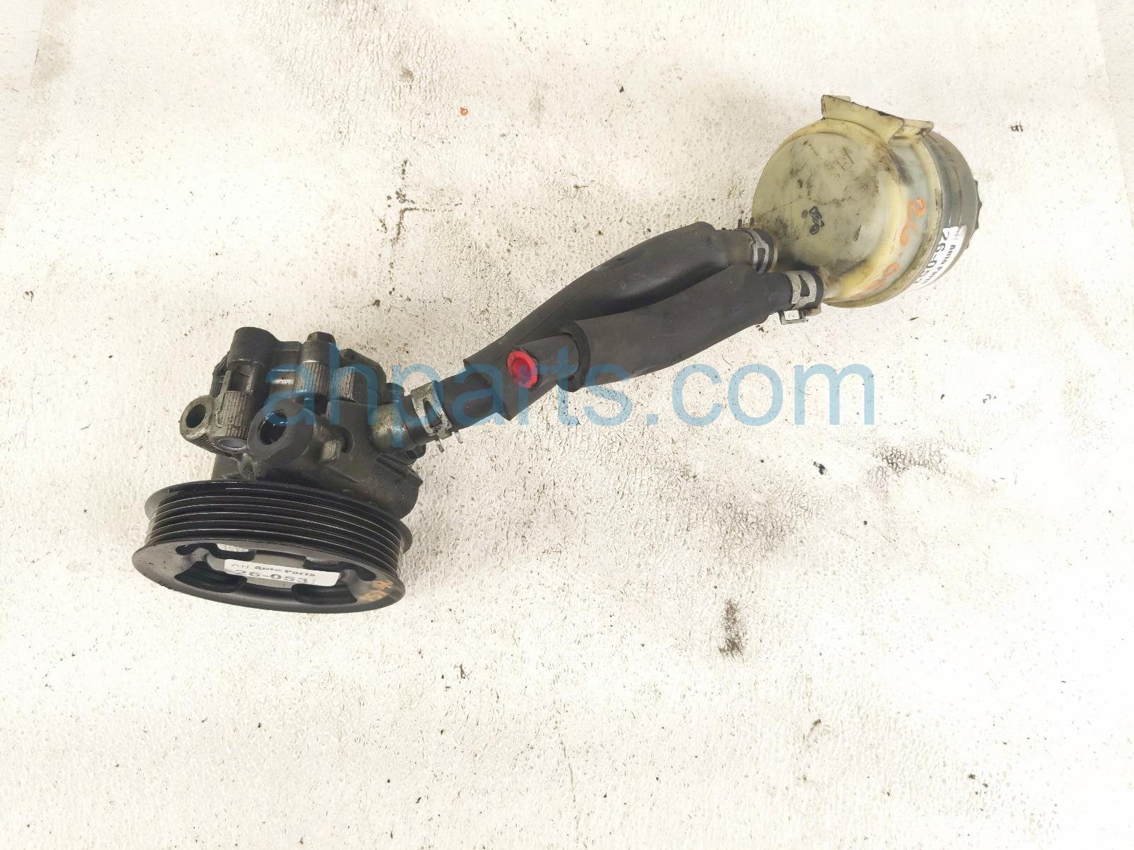 2001 Lexus Ls430 Power Steering Pump W/reservoir 44310 50070 Replacement 2001 Lexus Ls430 Power Steering Pump W/reservoir 44310 50070 Replacement thumbnail