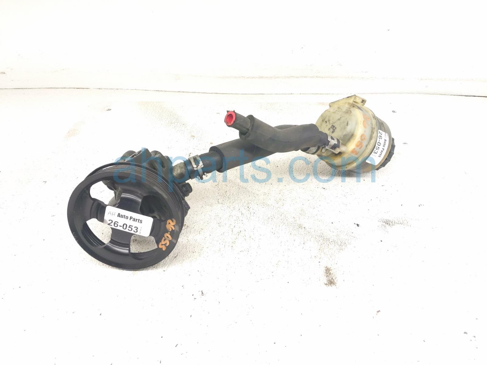 2001 Lexus Ls430 Power Steering Pump W/reservoir 44310 50070 Replacement 2001 Lexus Ls430 Power Steering Pump W/reservoir 44310 50070 Replacement thumbnail