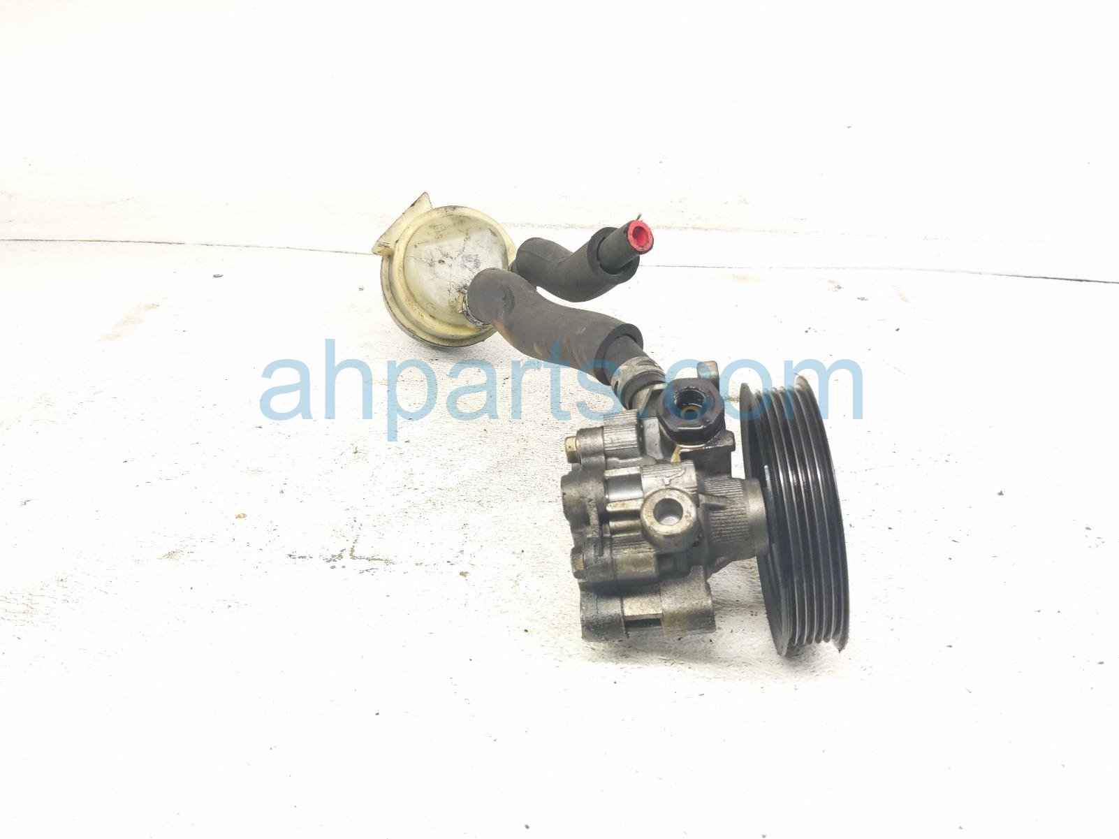 2001 Lexus Ls430 Power Steering Pump W/reservoir 44310 50070 Replacement 2001 Lexus Ls430 Power Steering Pump W/reservoir 44310 50070 Replacement thumbnail
