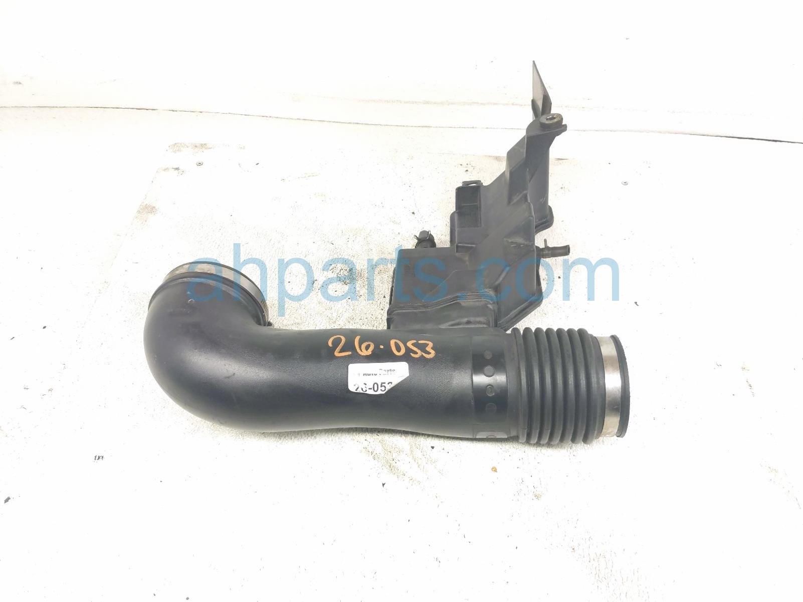 2001 Lexus Ls430 Air Cleaner Intake Tube W/resonator 17875 50240 Replacement 2001 Lexus Ls430 Air Cleaner Intake Tube W/resonator 17875 50240 Replacement thumbnail