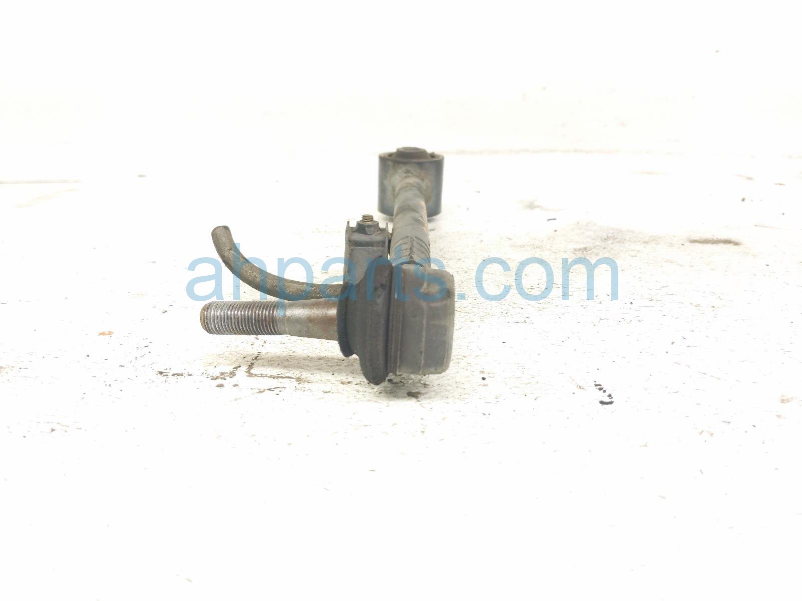 2001 Lexus Ls430 Rear Driver Lateral Lower Control Arm 48740 50030 Replacement 2001 Lexus Ls430 Rear Driver Lateral Lower Control Arm 48740 50030 Replacement thumbnail