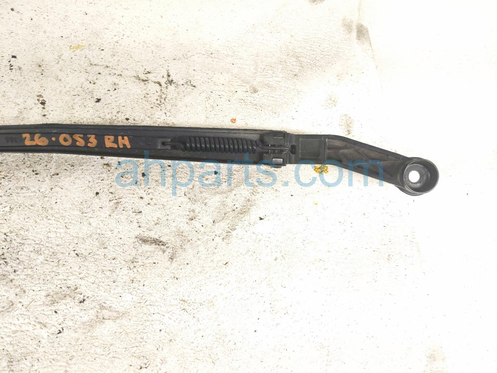 2001 Lexus Ls430 Passenger Windshield Wiper Arm 85211 50100 Replacement 2001 Lexus Ls430 Passenger Windshield Wiper Arm 85211 50100 Replacement thumbnail