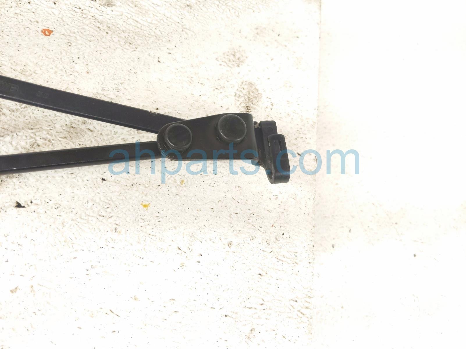 2001 Lexus Ls430 Driver Windshield Wiper Arm 85221 50090 Replacement 2001 Lexus Ls430 Driver Windshield Wiper Arm 85221 50090 Replacement thumbnail