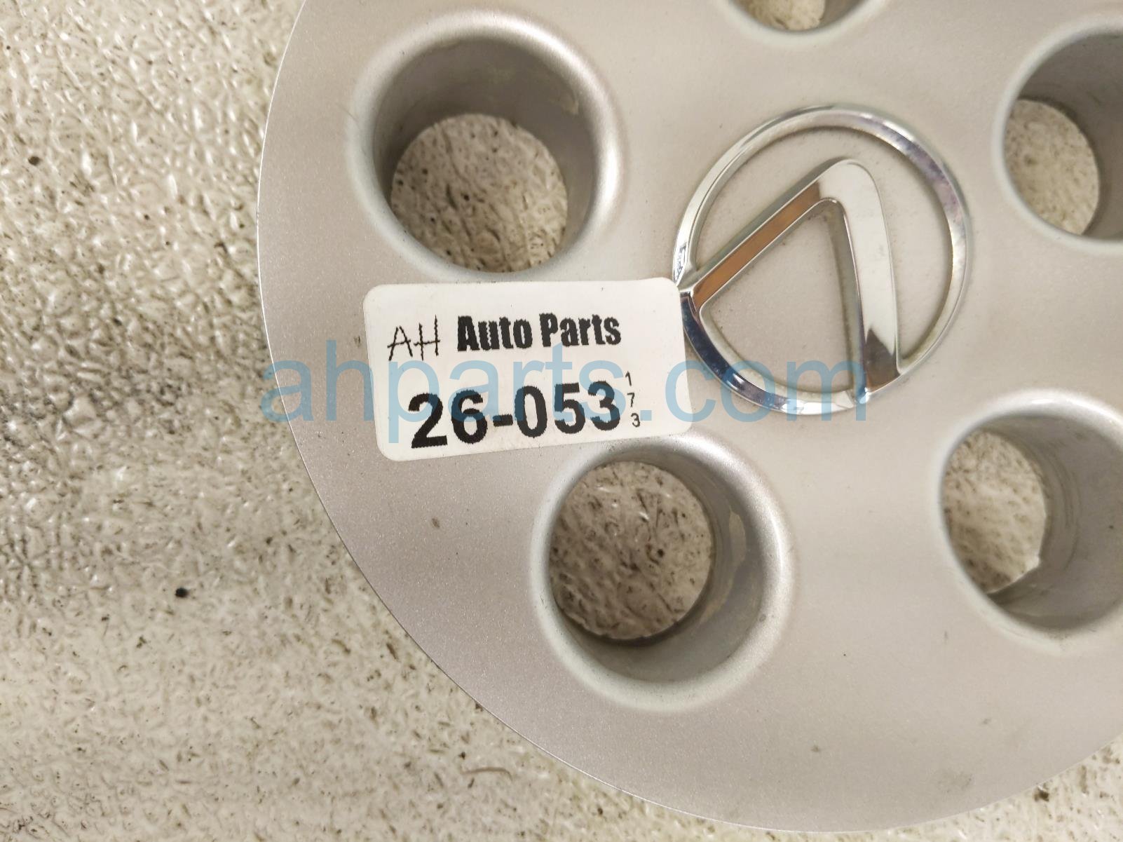 2001 Lexus Ls430 Cover / Hub Wheel Center Cap 42603 50210 Replacement 2001 Lexus Ls430 Cover / Hub Wheel Center Cap 42603 50210 Replacement thumbnail