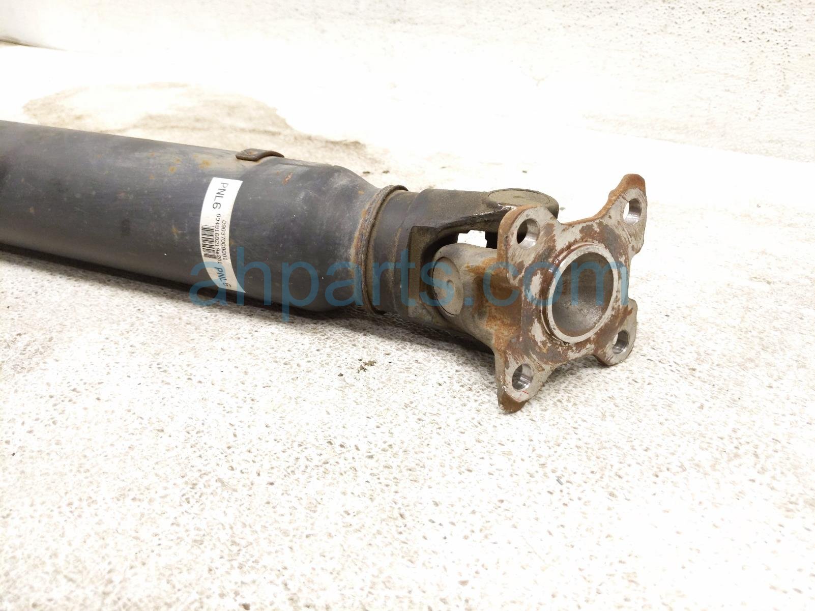 2016 Toyota 4 Runner Rear Propeller Shaft 4x2 37110 3D510 Replacement 2016 Toyota 4 Runner Rear Propeller Shaft 4x2 37110 3D510 Replacement thumbnail