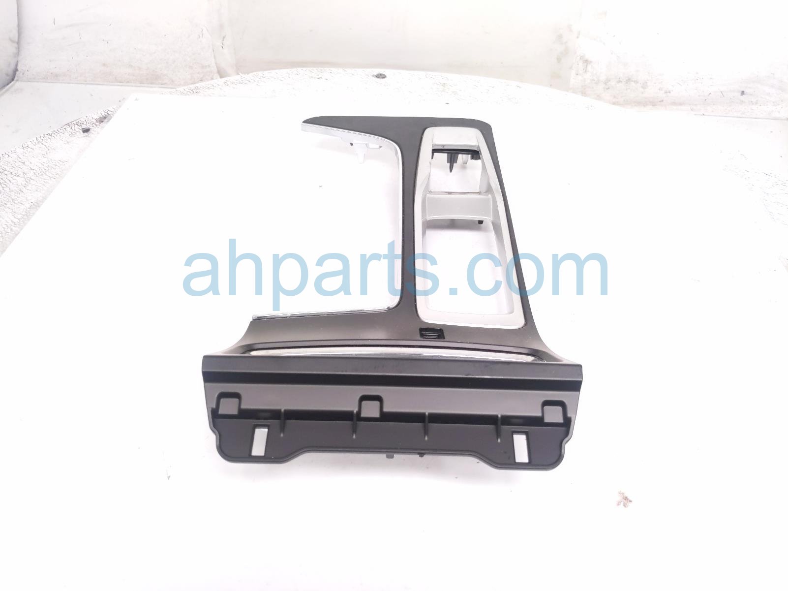 2023 Subaru Ascent Center Console Shifter Bezel Blk 92121XC08B Replacement 2023 Subaru Ascent Center Console Shifter Bezel Blk 92121XC08B Replacement thumbnail