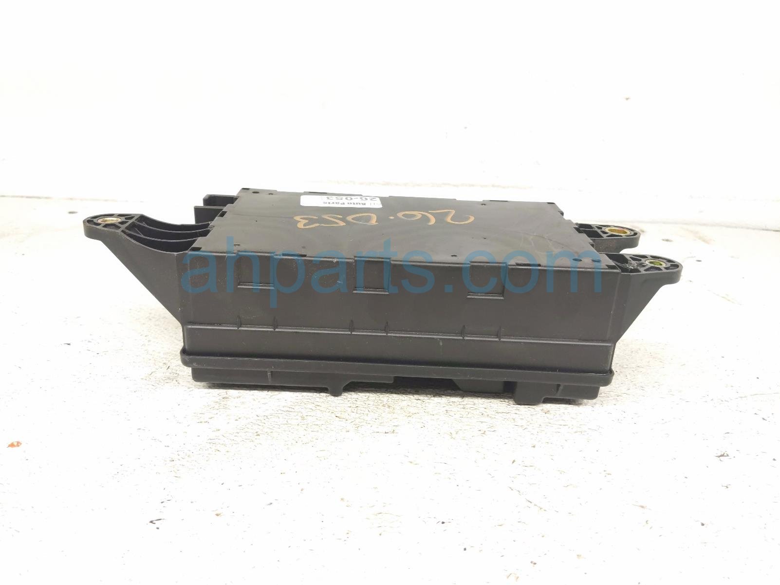 2001 Lexus Ls430 Engine Fuse Box 82670 50071 Replacement 2001 Lexus Ls430 Engine Fuse Box 82670 50071 Replacement thumbnail