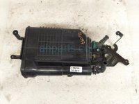 Toyota FUEL VAPOR CHARCOAL CANISTER Toyota FUEL VAPOR CHARCOAL CANISTER