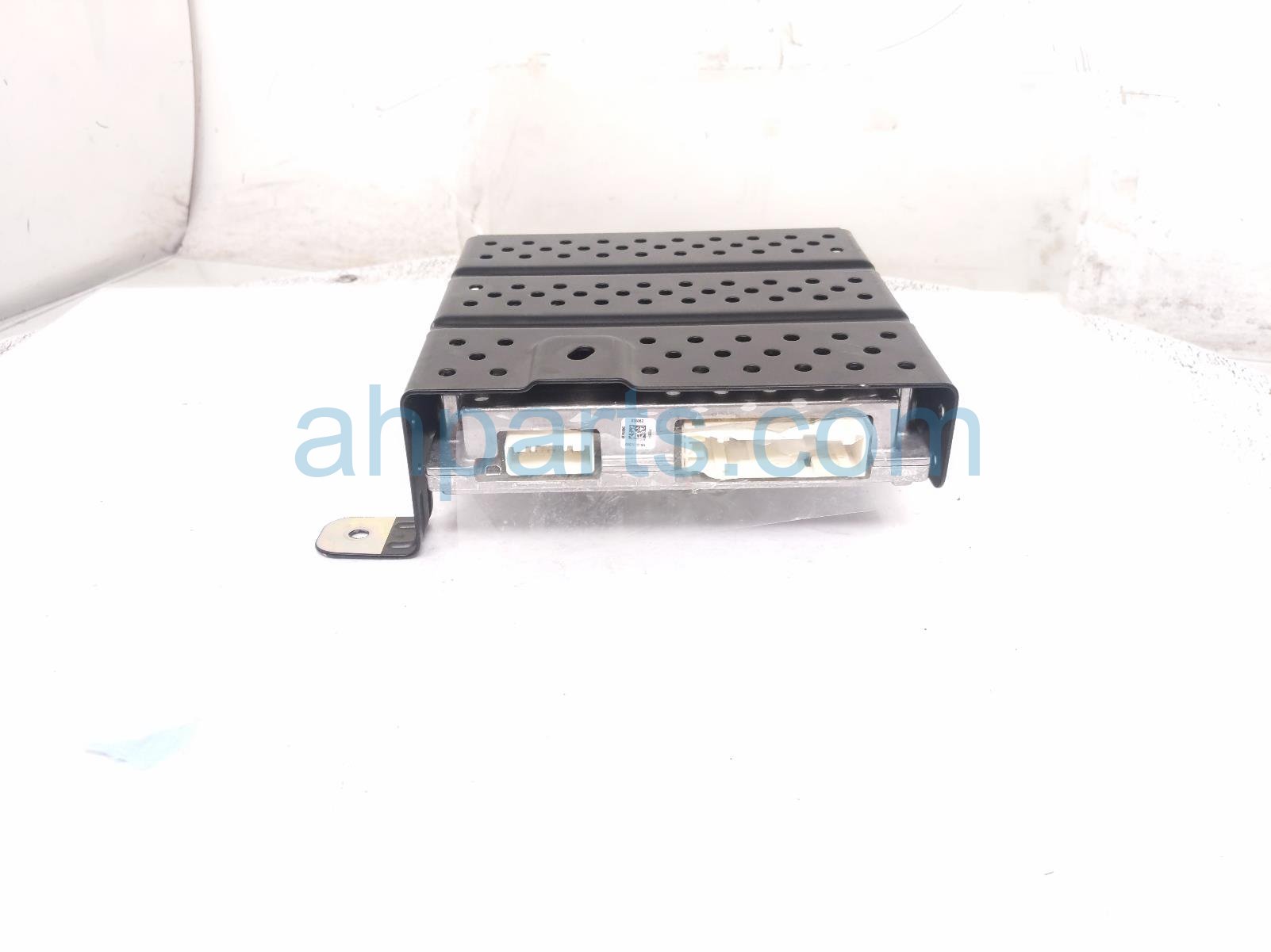 2023 Subaru Ascent Audio Amplifier Harman/kardon 86221XC51A Replacement 2023 Subaru Ascent Audio Amplifier Harman/kardon 86221XC51A Replacement thumbnail