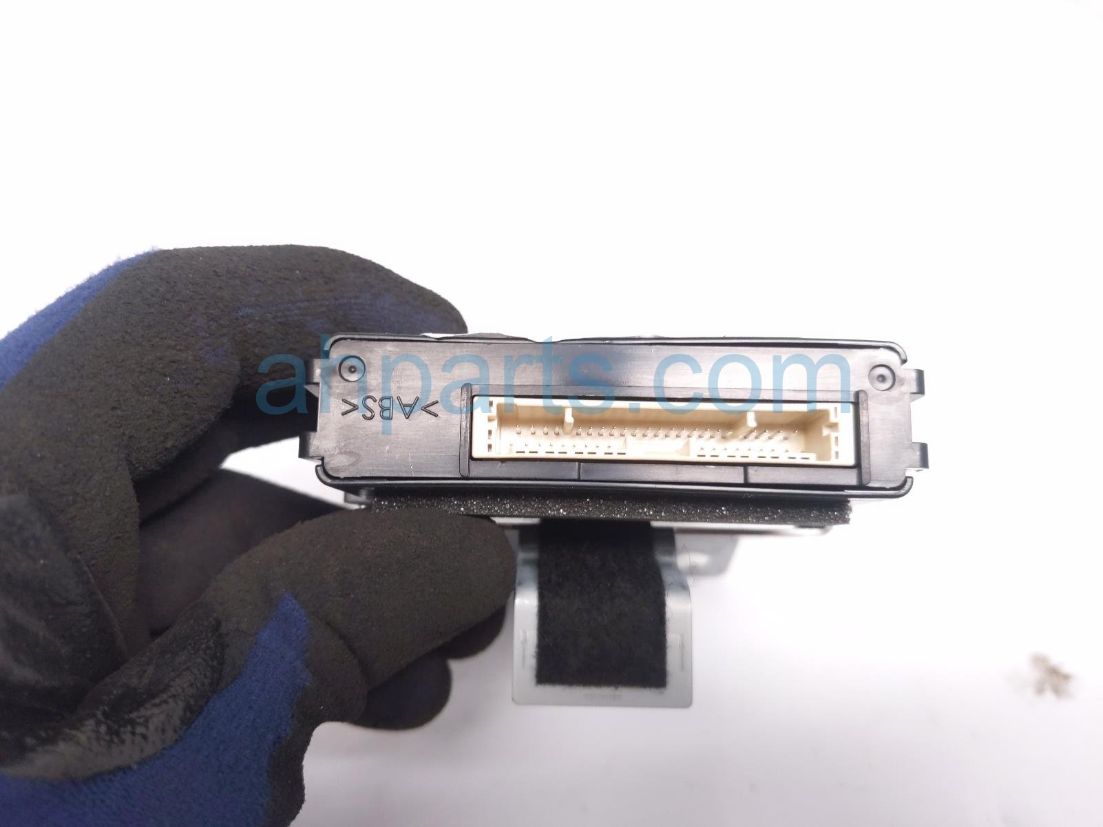 2023 Subaru Ascent Gateway Control Module Unit 88301XC00A Replacement 2023 Subaru Ascent Gateway Control Module Unit 88301XC00A Replacement thumbnail