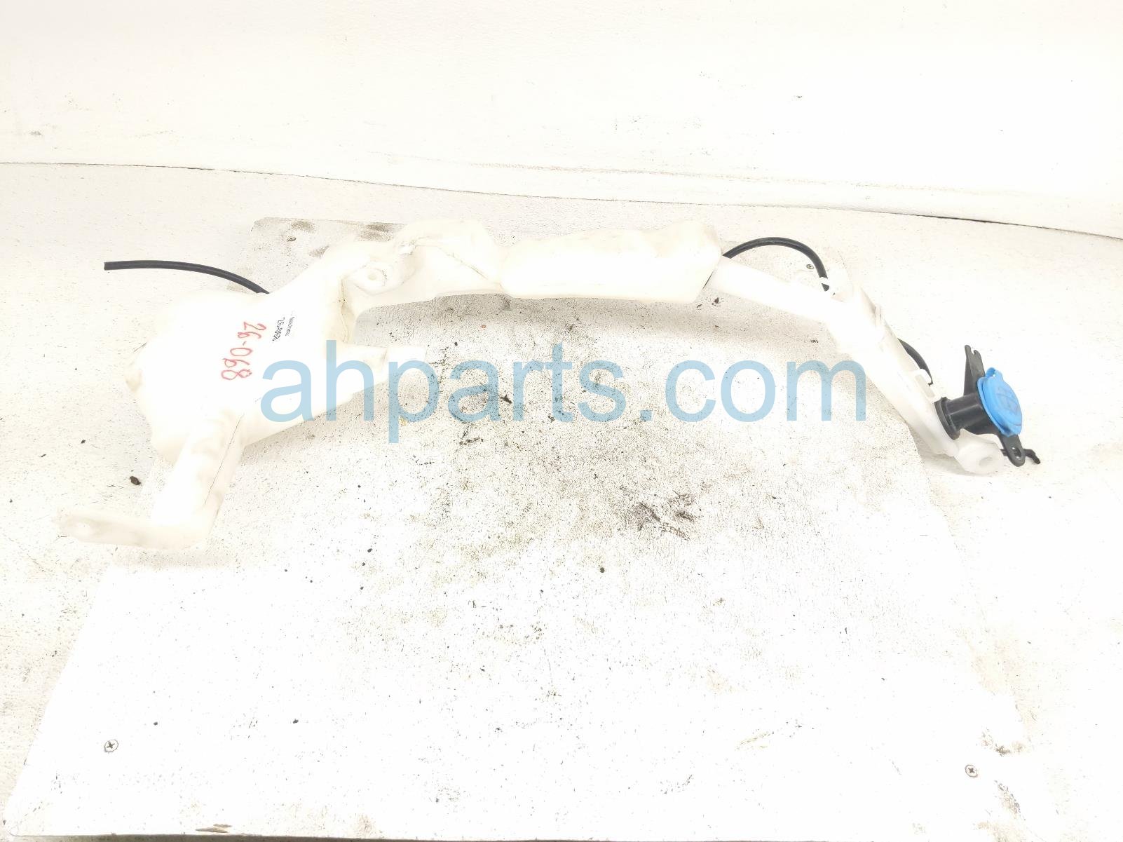 Acura WINDSHIELD WASHER RESERVOIR TANK