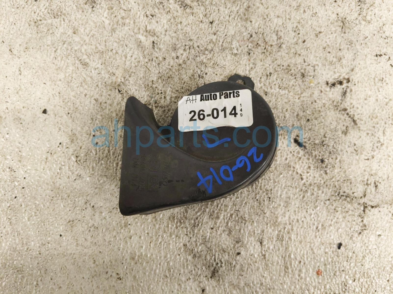 $35 Toyota LOW PITCH NOTE HORN LH