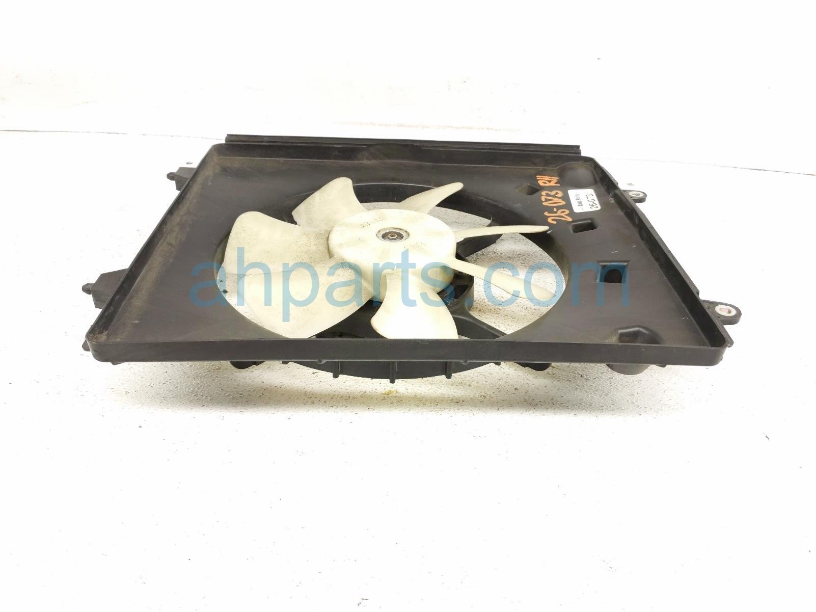 2016 Honda CR V Cooling Ac Condenser Fan Assembly Right 38611 RMX A51 Replacement 2016 Honda CR V Cooling Ac Condenser Fan Assembly Right 38611 RMX A51 Replacement thumbnail