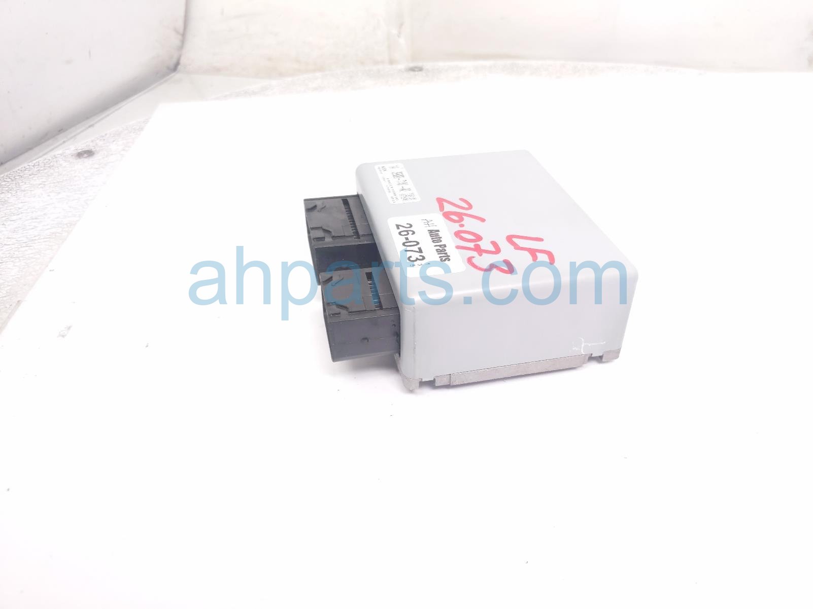 2016 Honda CR V Electric Power Steering Control Unit 39980 T1W A01 Replacement 2016 Honda CR V Electric Power Steering Control Unit 39980 T1W A01 Replacement thumbnail