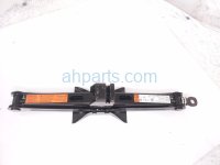 Nissan SCISSOR JACK Nissan SCISSOR JACK