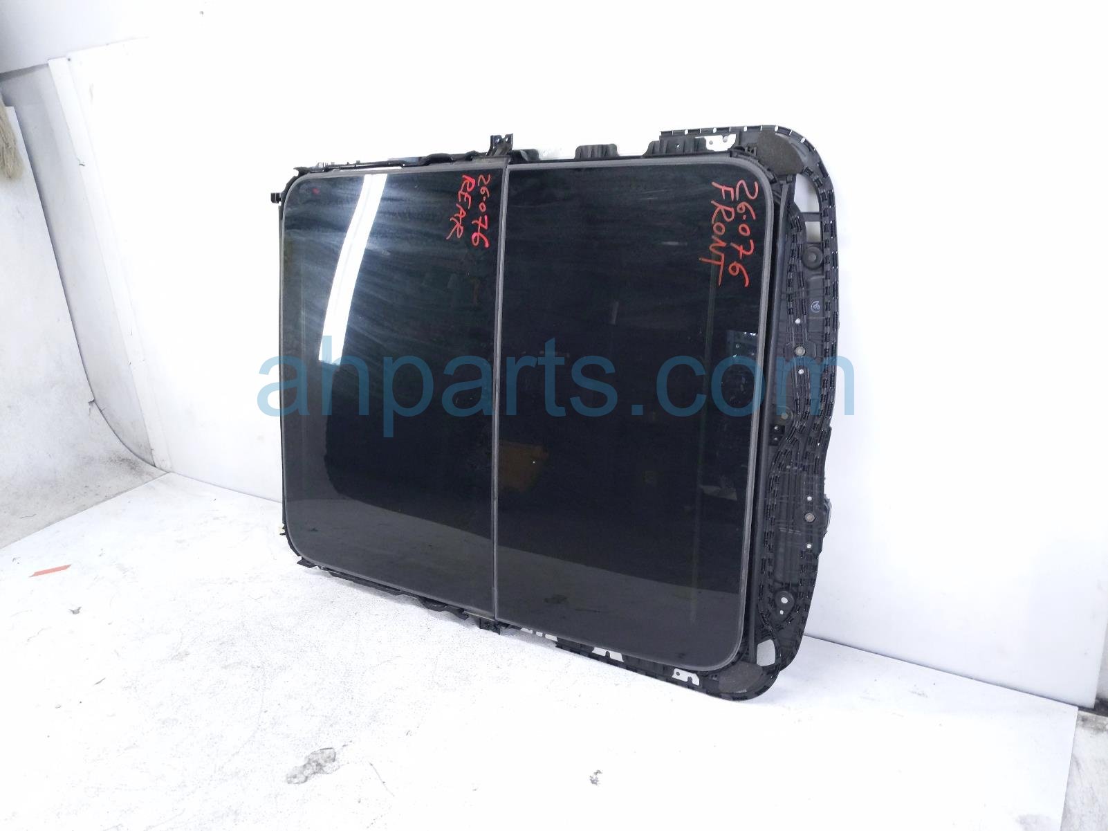 2023 Nissan Rogue Cut Panoramic Sunroof Assembly 91306 6RA0A Replacement 2023 Nissan Rogue Cut Panoramic Sunroof Assembly 91306 6RA0A Replacement thumbnail