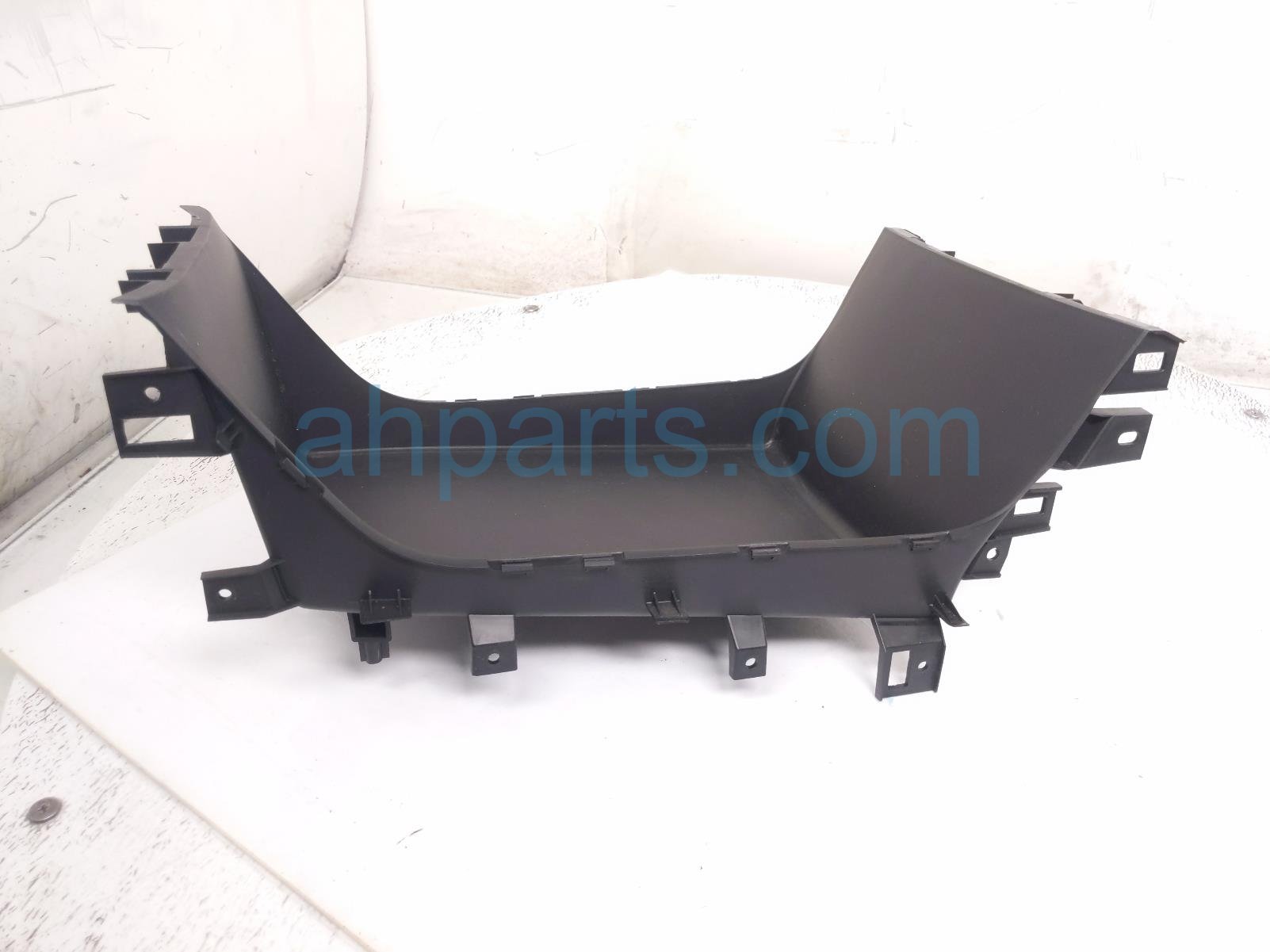 2023 Nissan Rogue Center Console Storage Box blk 96913 6RR0A Replacement 2023 Nissan Rogue Center Console Storage Box blk 96913 6RR0A Replacement thumbnail