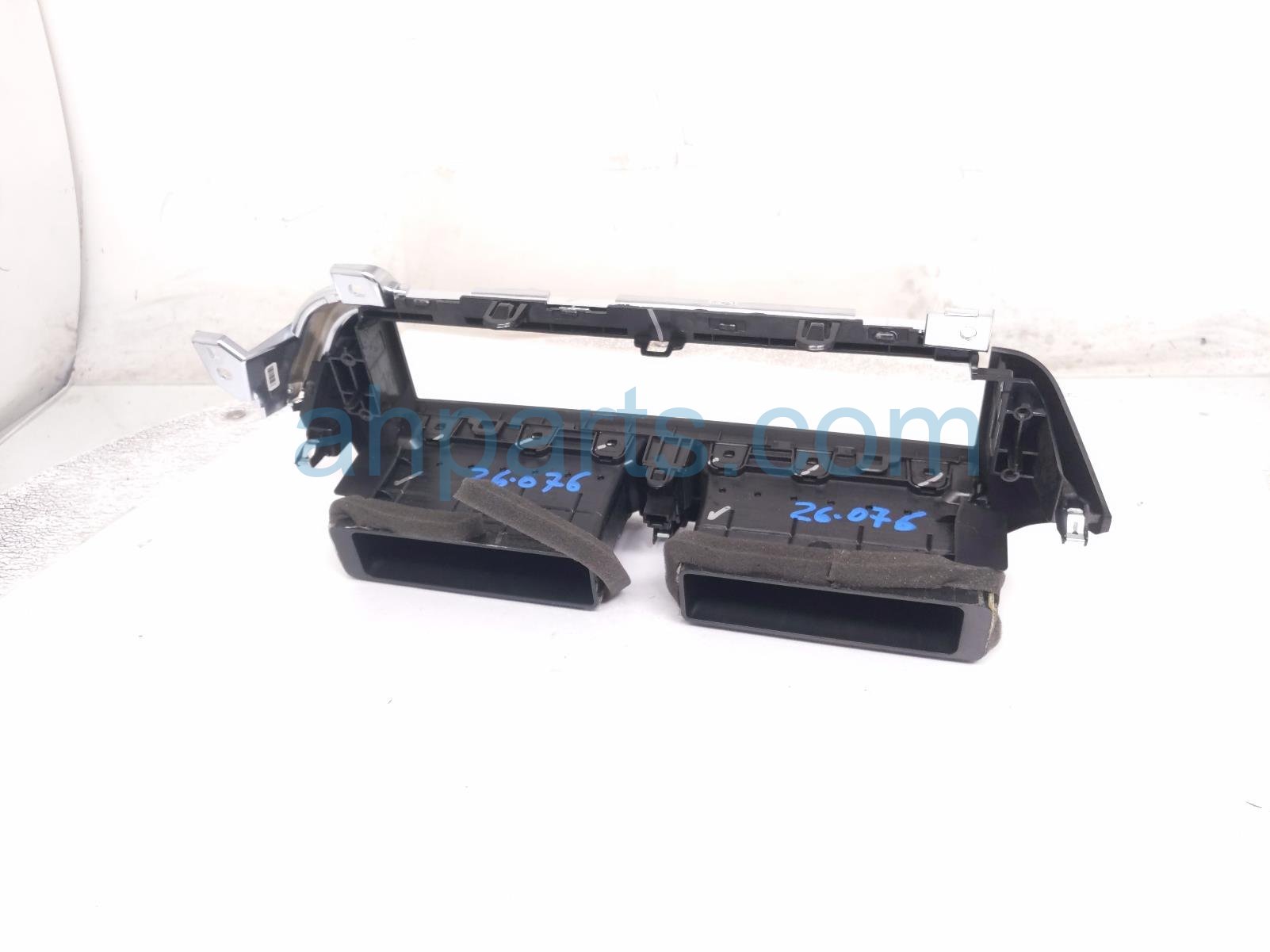 2023 Nissan Rogue Center Dash Air Vent Assy Blk 68750 6RY3A Replacement 2023 Nissan Rogue Center Dash Air Vent Assy Blk 68750 6RY3A Replacement thumbnail