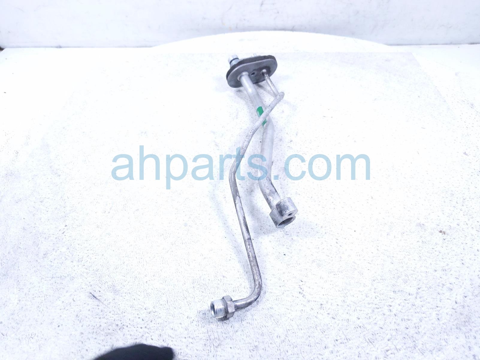 2016 Honda CR V Ac Hose Line A/c Refrigerant Firewall Pipe 80320 T1W A01 Replacement 2016 Honda CR V Ac Hose Line A/c Refrigerant Firewall Pipe 80320 T1W A01 Replacement thumbnail