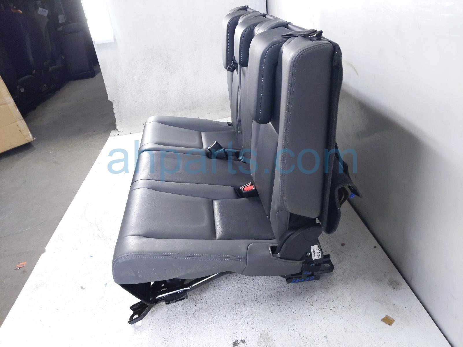 2023 Subaru Ascent Rear / Back (2nd Row) 2nd Row Split Bench Seat Blk Lthr 64569XC01A Replacement 2023 Subaru Ascent Rear / Back (2nd Row) 2nd Row Split Bench Seat Blk Lthr 64569XC01A Replacement thumbnail