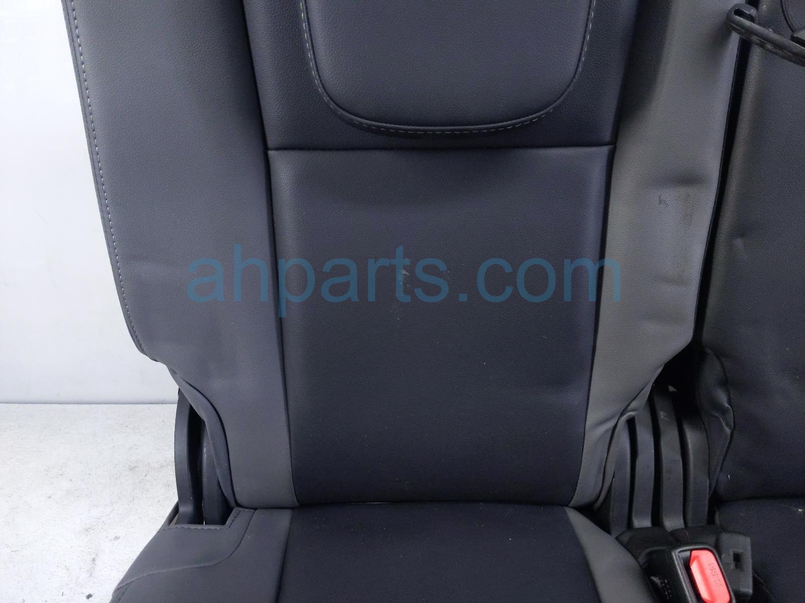 2023 Subaru Ascent Rear / Back (2nd Row) 2nd Row Split Bench Seat Blk Lthr 64569XC01A Replacement 2023 Subaru Ascent Rear / Back (2nd Row) 2nd Row Split Bench Seat Blk Lthr 64569XC01A Replacement thumbnail