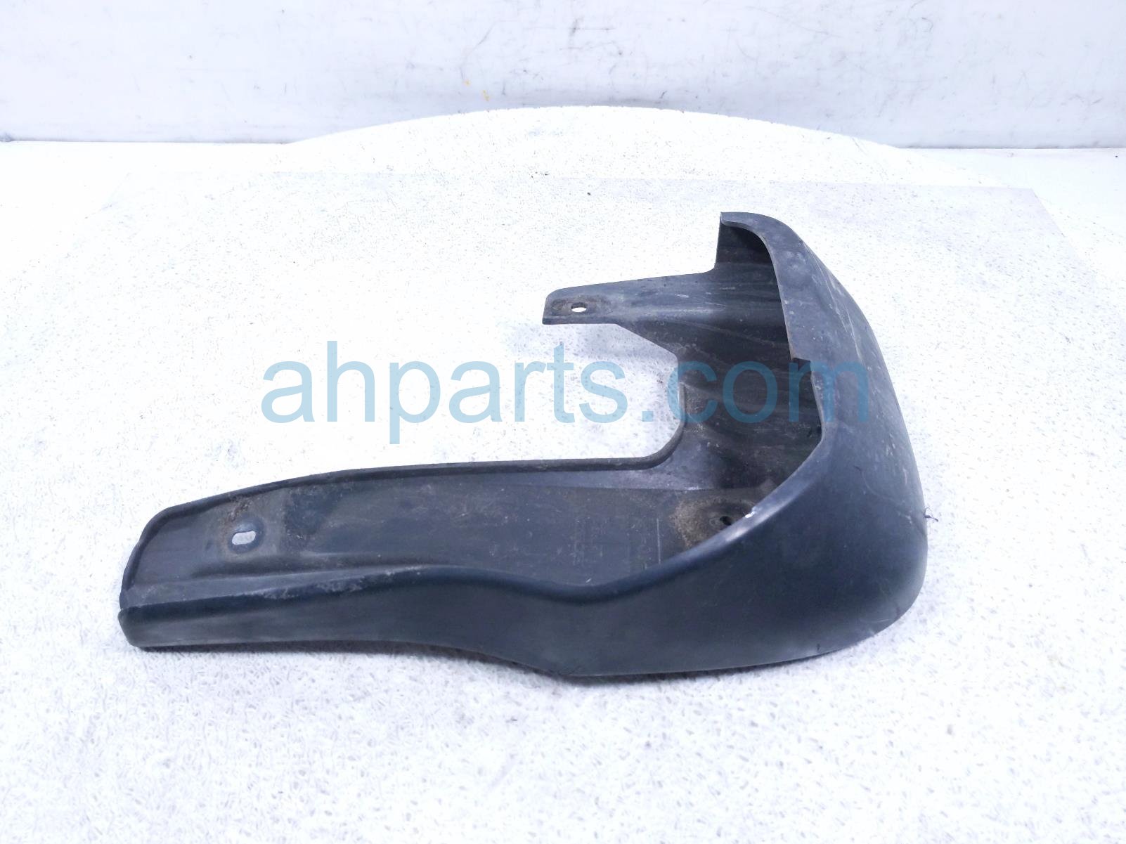 2016 Honda CR V Front Driver Mud Flap / Splash Shield 08P08 T0A 100R1 Replacement 2016 Honda CR V Front Driver Mud Flap / Splash Shield 08P08 T0A 100R1 Replacement thumbnail