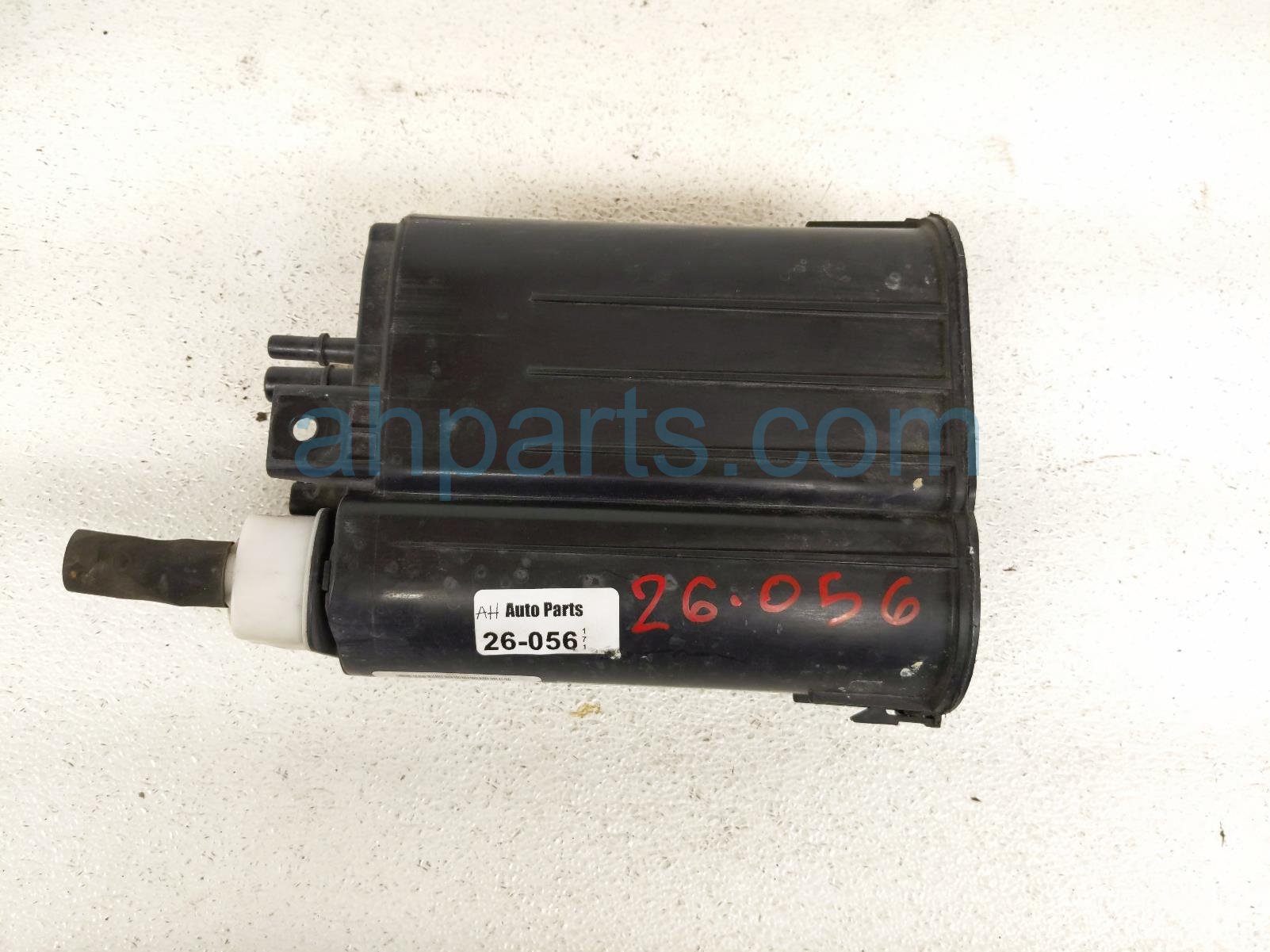 Jeep FUEL VAPOR CHARCOAL CANISTER - 3.6L