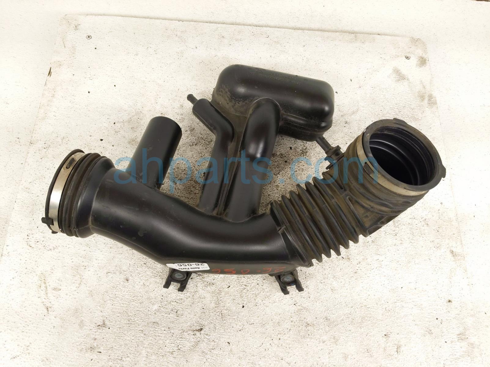 2017 Jeep Wrangler Air Intake Hose Tube W/resonator 4627065AD Replacement 2017 Jeep Wrangler Air Intake Hose Tube W/resonator 4627065AD Replacement thumbnail