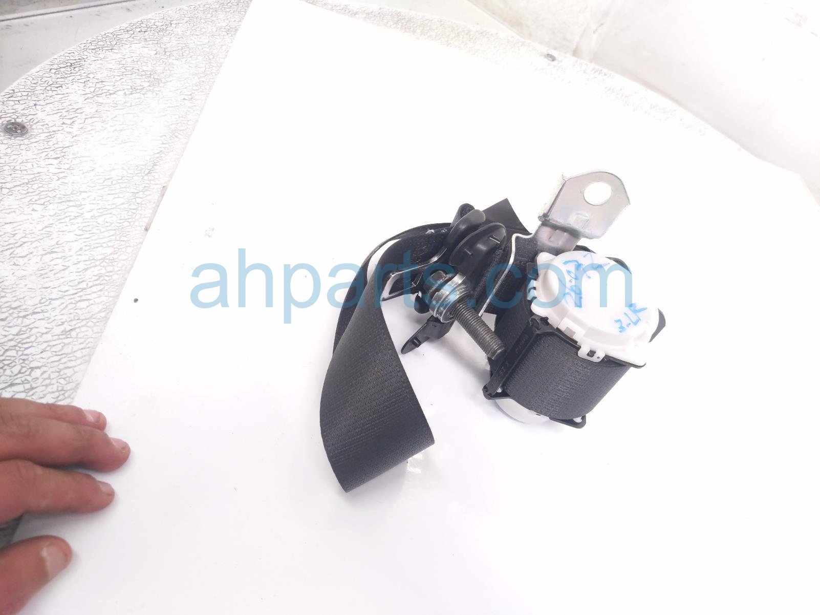 2023 Subaru Ascent Rear Seat 3rd Row Driver Belt Retractor Black 64625XC01DVH Replacement 2023 Subaru Ascent Rear Seat 3rd Row Driver Belt Retractor Black 64625XC01DVH Replacement thumbnail