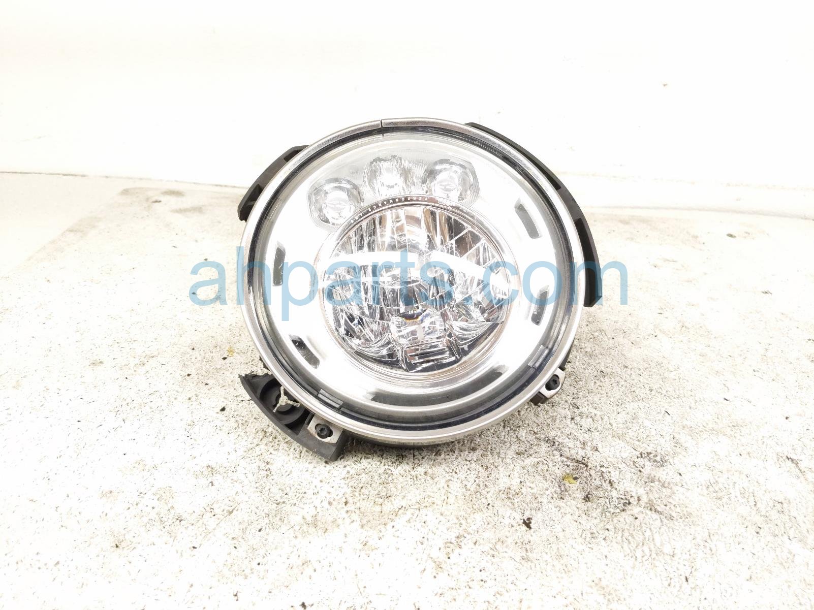 2017 Jeep Wrangler Headlight Driver Headlamp / Light Led 68304051AB Replacement 2017 Jeep Wrangler Headlight Driver Headlamp / Light Led 68304051AB Replacement thumbnail