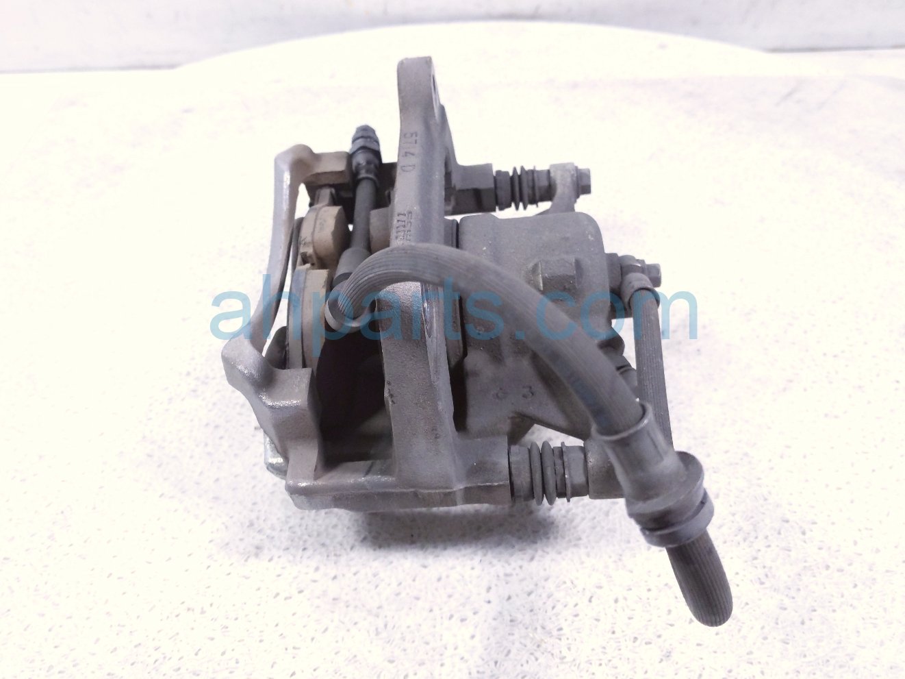 2022 Volkswagen Taos Front Passenger Brake Caliper 8V0 615 124 D Replacement 2022 Volkswagen Taos Front Passenger Brake Caliper 8V0 615 124 D Replacement thumbnail