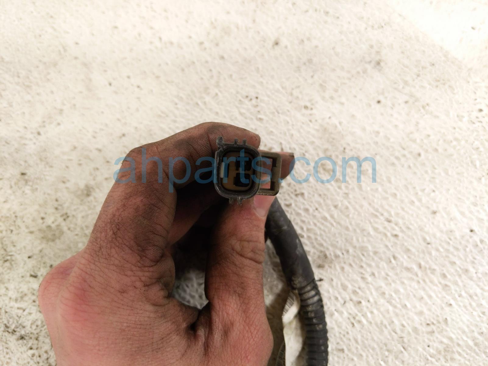 2017 Jeep Wrangler Front Passenger Side Marker Lamp 68274527AA Replacement 2017 Jeep Wrangler Front Passenger Side Marker Lamp 68274527AA Replacement thumbnail