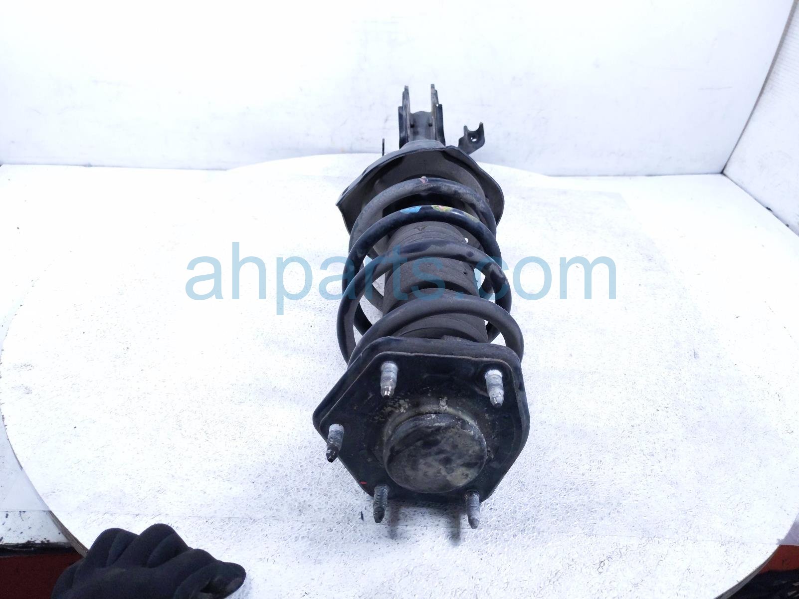 2016 Honda CR V Front Driver Strut Absorber + Spring 51722 T3V A01 Replacement 2016 Honda CR V Front Driver Strut Absorber + Spring 51722 T3V A01 Replacement thumbnail