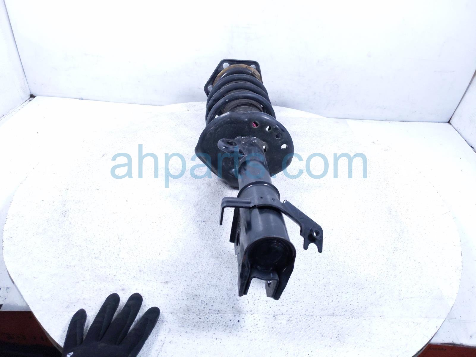 2016 Honda CR V Front Driver Strut Absorber + Spring 51722 T3V A01 Replacement 2016 Honda CR V Front Driver Strut Absorber + Spring 51722 T3V A01 Replacement thumbnail