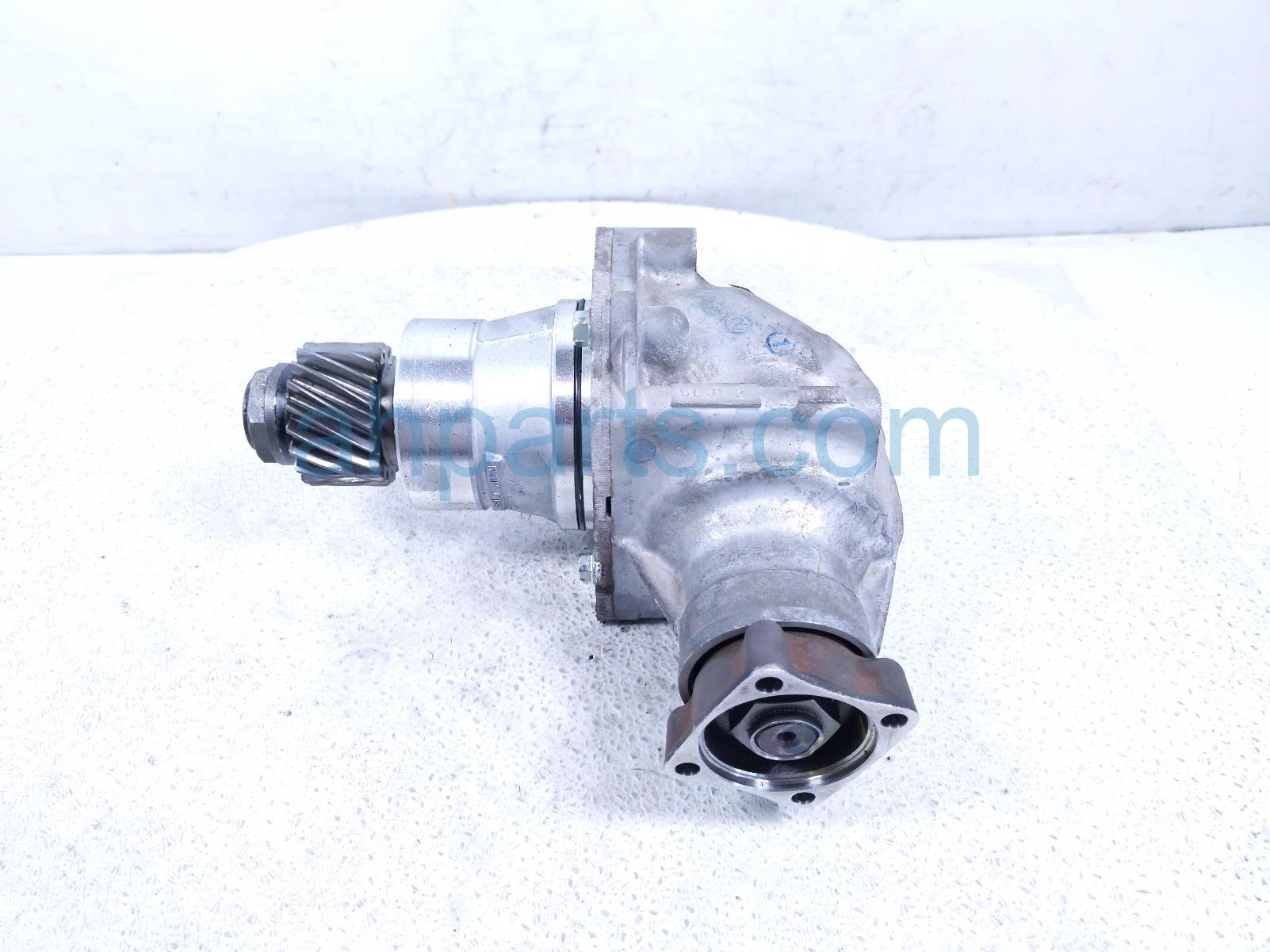 2016 Honda CR V Transfer Case Assy 2.4l Awd 65k 29000 5LJ 010 Replacement 2016 Honda CR V Transfer Case Assy 2.4l Awd 65k 29000 5LJ 010 Replacement thumbnail