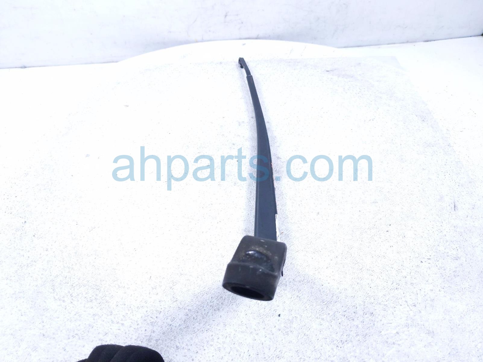 2016 Honda CR V Driver Windshield Wiper Arm 76600 T0A A01 Replacement 2016 Honda CR V Driver Windshield Wiper Arm 76600 T0A A01 Replacement thumbnail