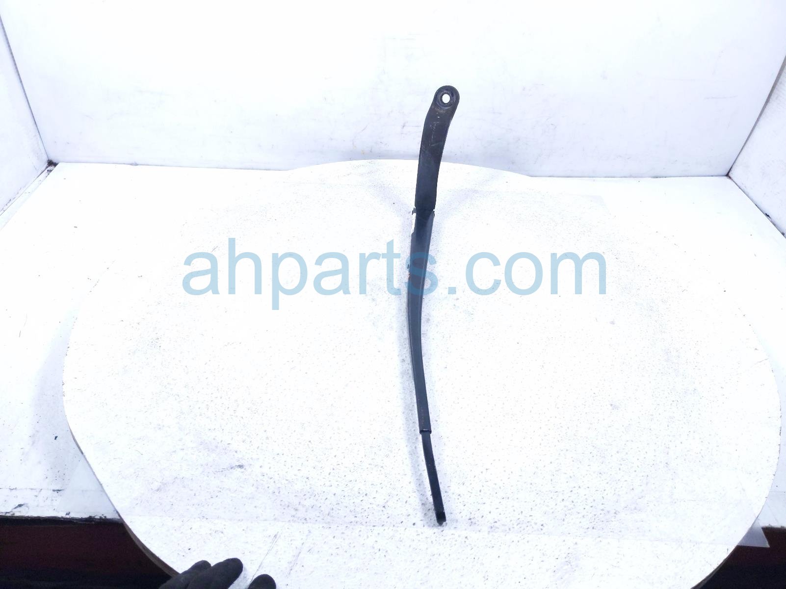 2016 Honda CR V Driver Windshield Wiper Arm 76600 T0A A01 Replacement 2016 Honda CR V Driver Windshield Wiper Arm 76600 T0A A01 Replacement thumbnail