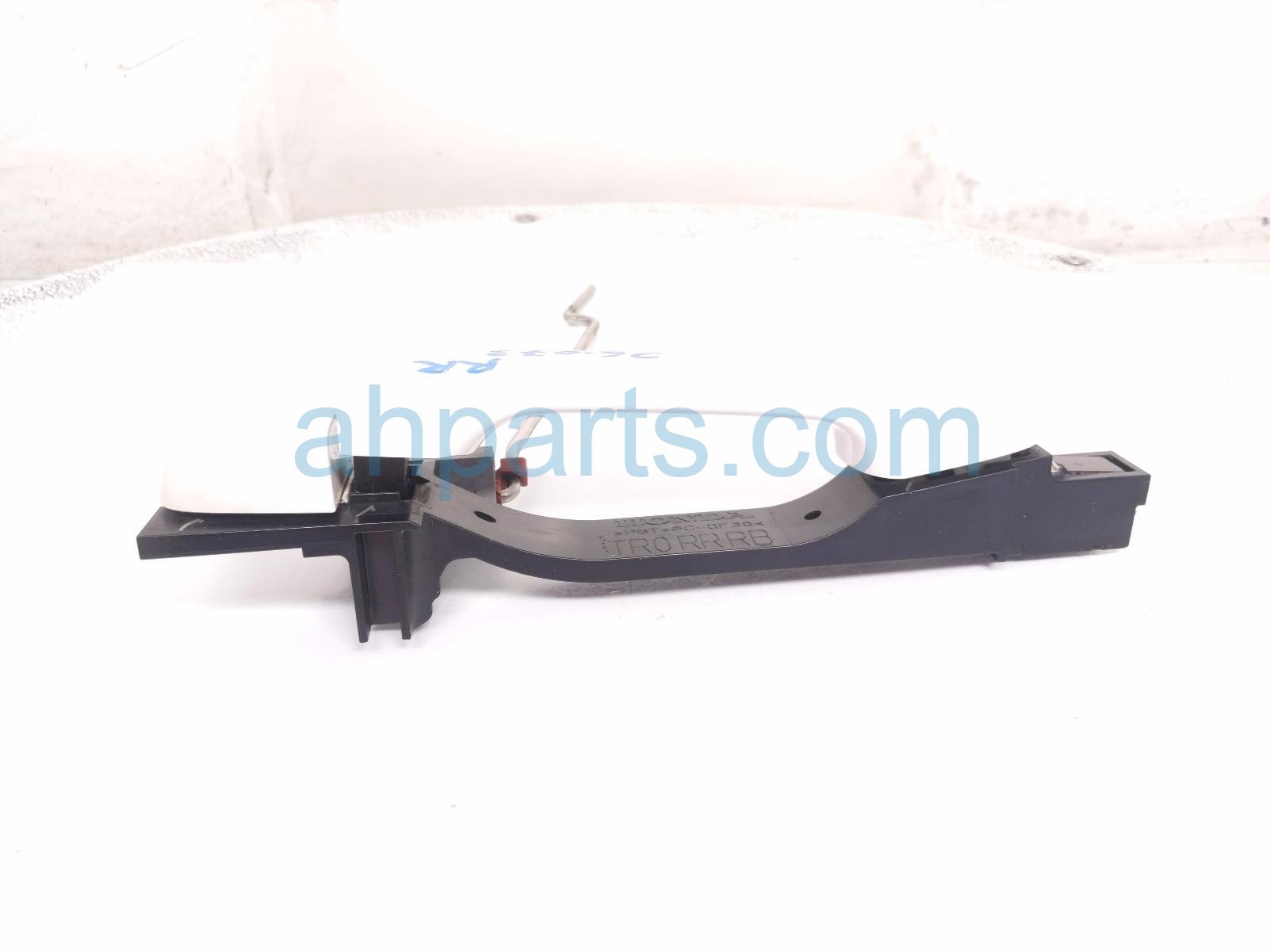 2016 Honda CR V Outside/exterior Rear Passenger Outer Door Handle White 72141 TR0 A11YC Replacement 2016 Honda CR V Outside/exterior Rear Passenger Outer Door Handle White 72141 TR0 A11YC Replacement thumbnail