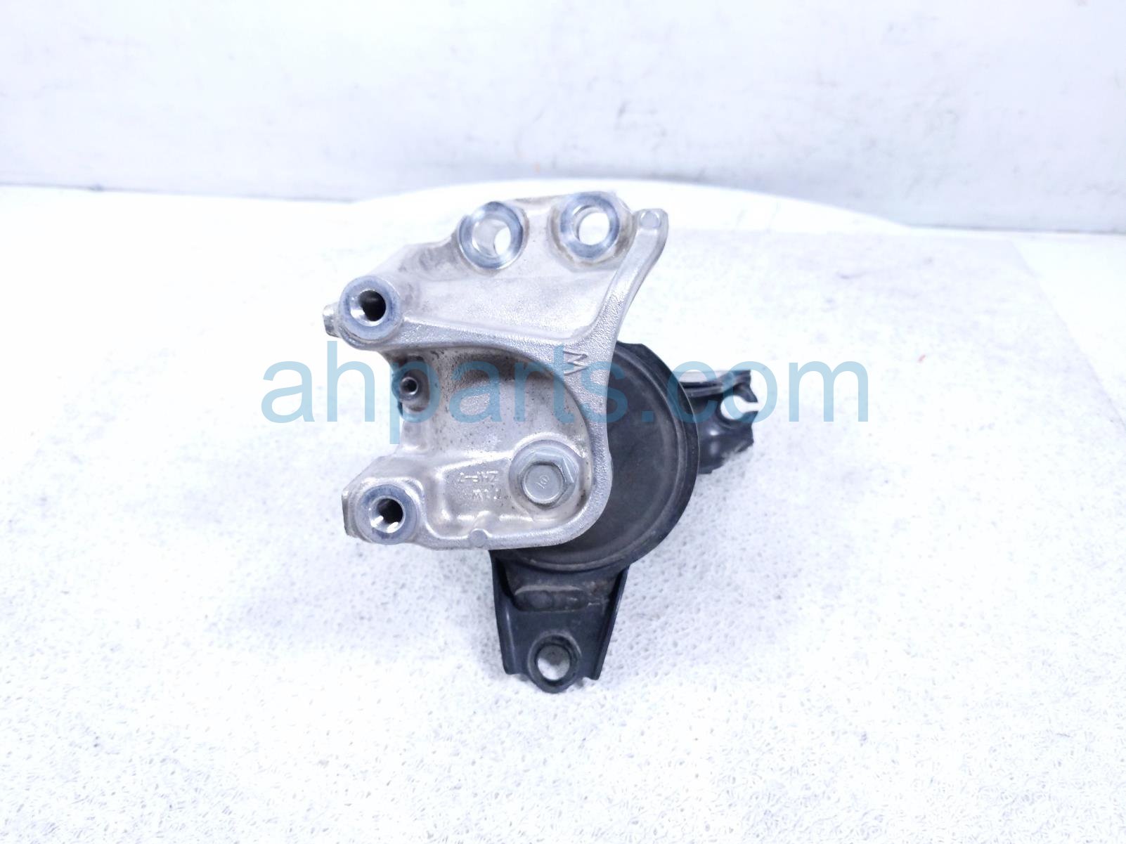 2016 Honda CR V Engine/motor Passenger Engine Side Mount 2.4l 50820 T1W A01 Replacement 2016 Honda CR V Engine/motor Passenger Engine Side Mount 2.4l 50820 T1W A01 Replacement thumbnail