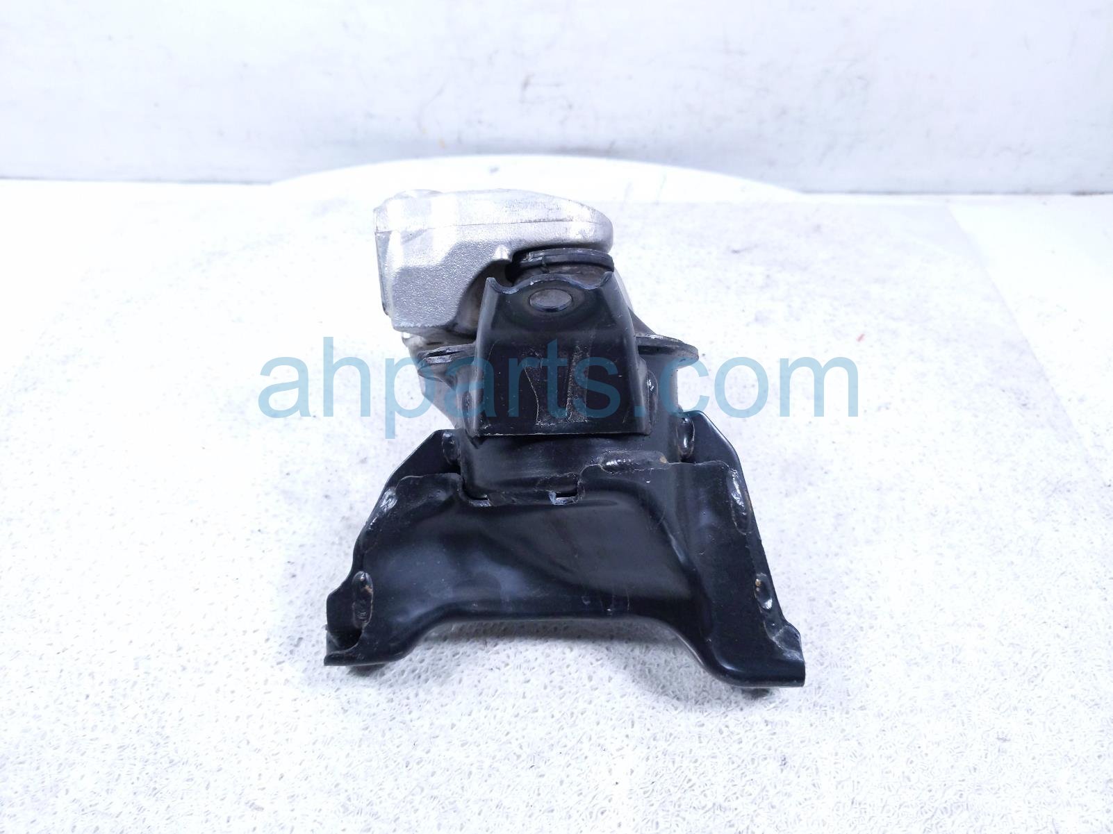 2016 Honda CR V Engine/motor Passenger Engine Side Mount 2.4l 50820 T1W A01 Replacement 2016 Honda CR V Engine/motor Passenger Engine Side Mount 2.4l 50820 T1W A01 Replacement thumbnail
