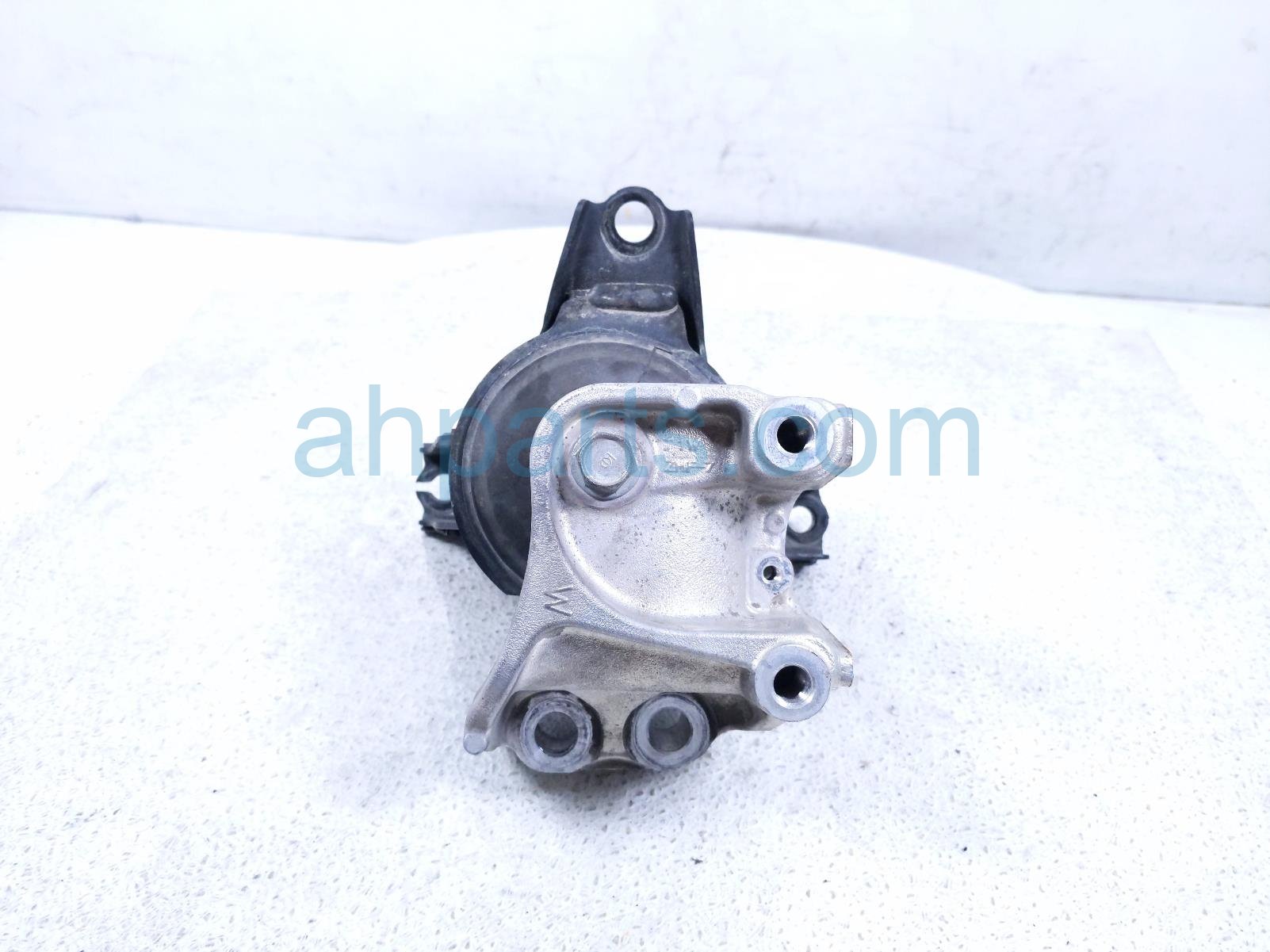 2016 Honda CR V Engine/motor Passenger Engine Side Mount 2.4l 50820 T1W A01 Replacement 2016 Honda CR V Engine/motor Passenger Engine Side Mount 2.4l 50820 T1W A01 Replacement thumbnail