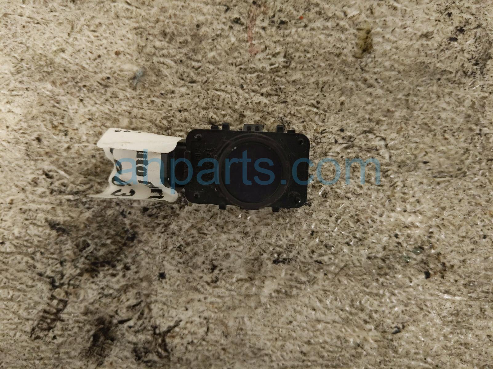 Toyota REAR SINGLE PARKING AID SENSOR-BLU