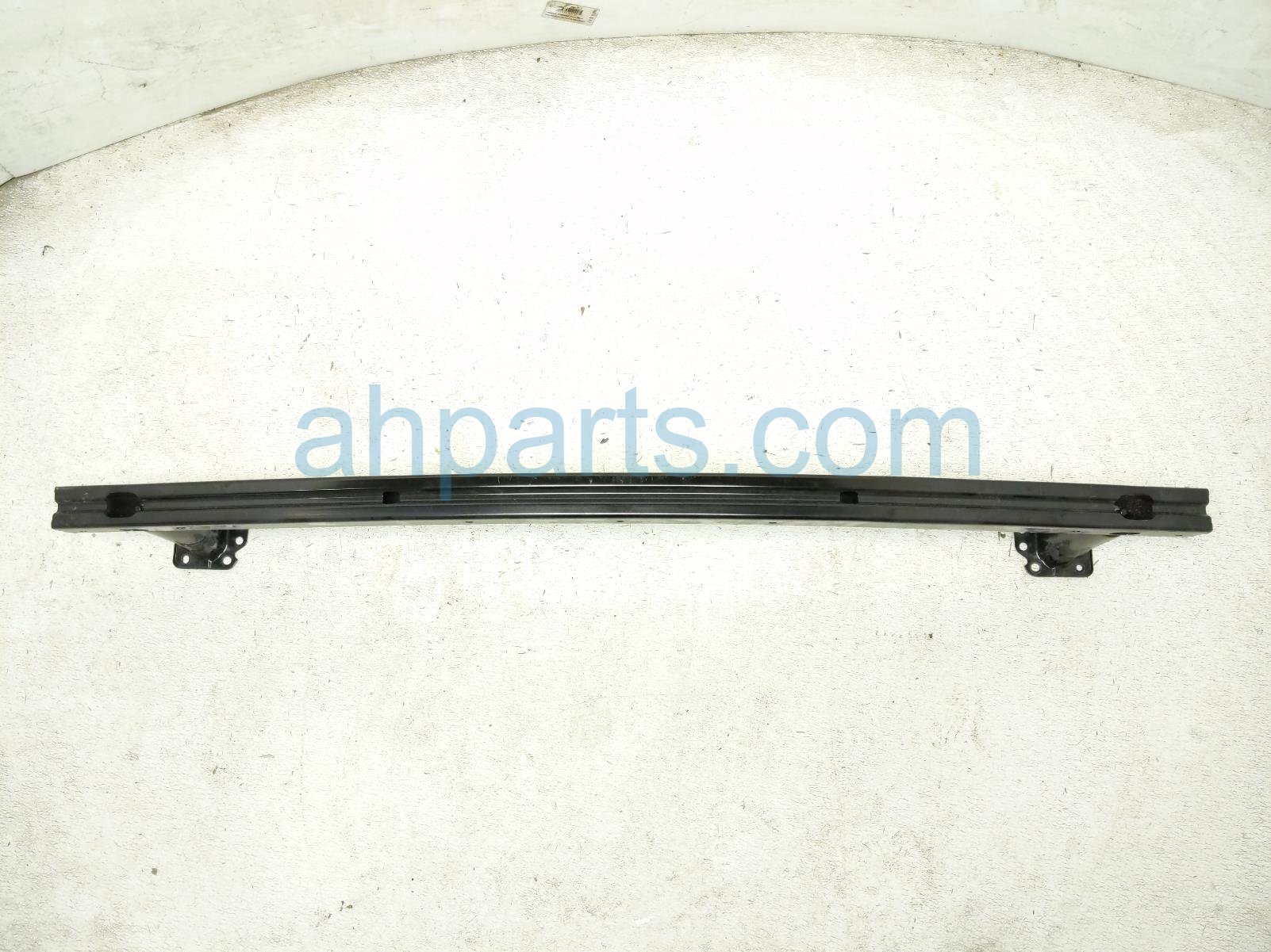 Toyota FRONT LOWER BUMPER REINFORCEMENT BAR