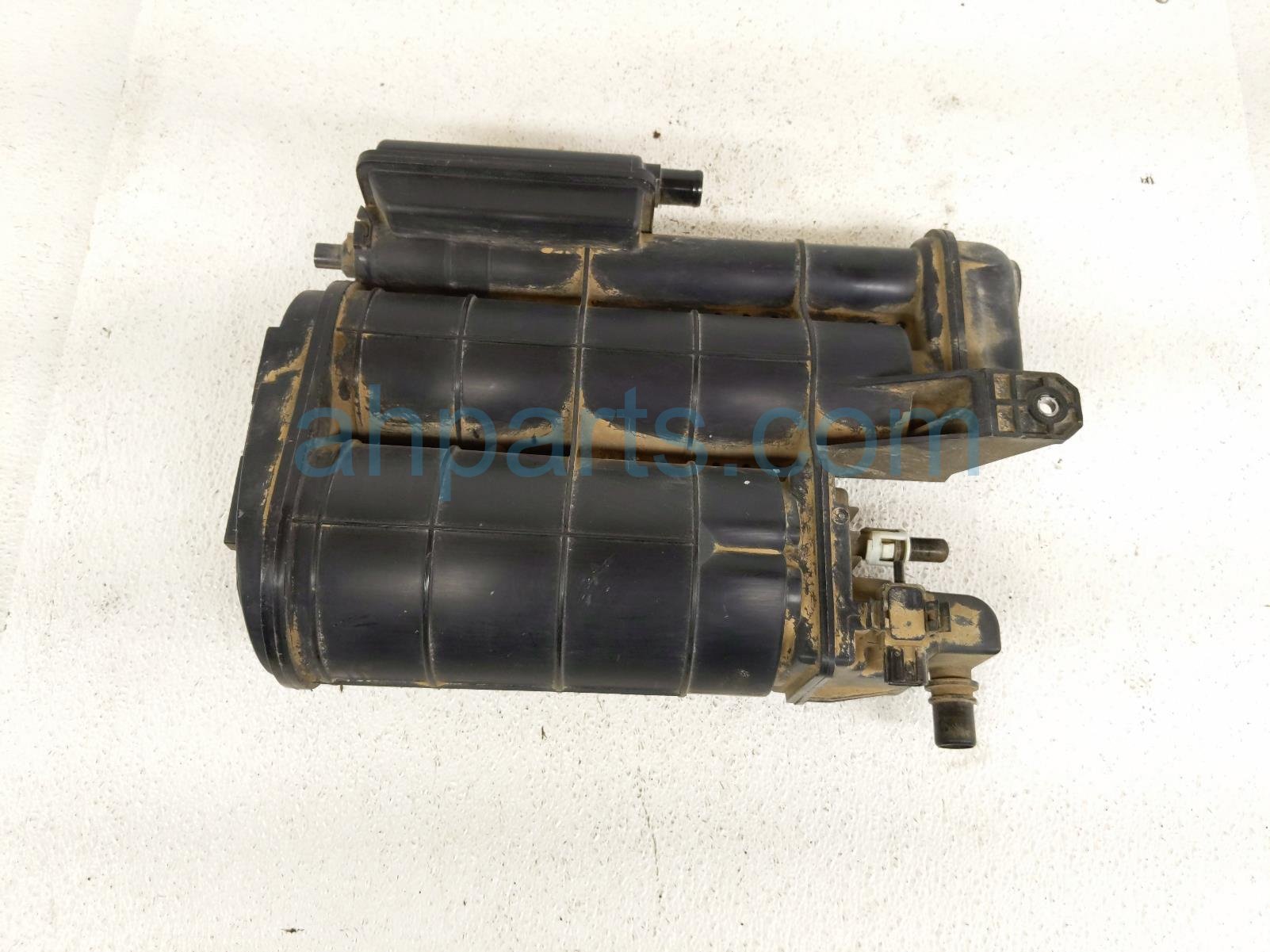 Honda FUEL VAPOR CHARCOAL CANISTER