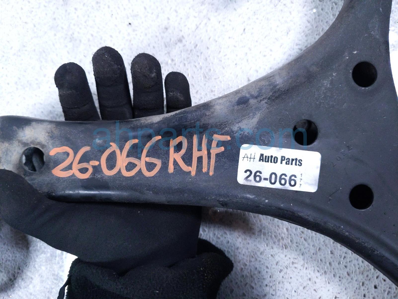 2017 Honda Accord Front Passenger Lower Control Arm 51350 T2A B00 Replacement 2017 Honda Accord Front Passenger Lower Control Arm 51350 T2A B00 Replacement thumbnail