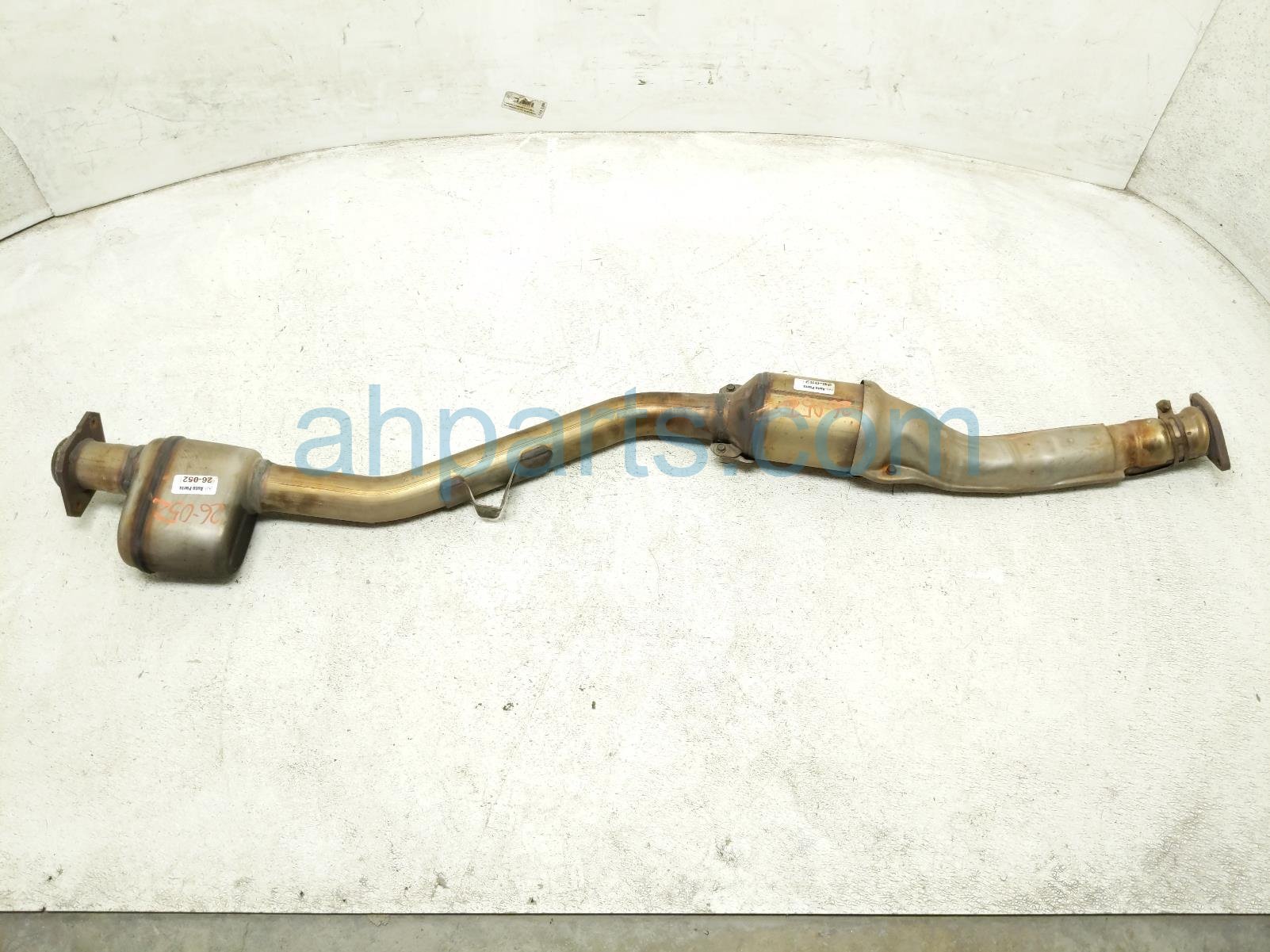 Subaru CATALYTIC CONVERTER + PIPE ASSY