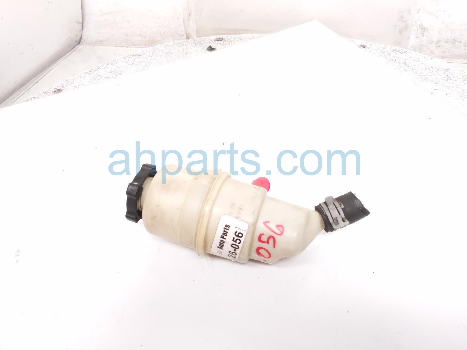 2017 Jeep Wrangler Reserve Bottle / Tank Power Steering Fluid Reservoir 52126151AG Replacement 2017 Jeep Wrangler Reserve Bottle / Tank Power Steering Fluid Reservoir 52126151AG Replacement thumbnail