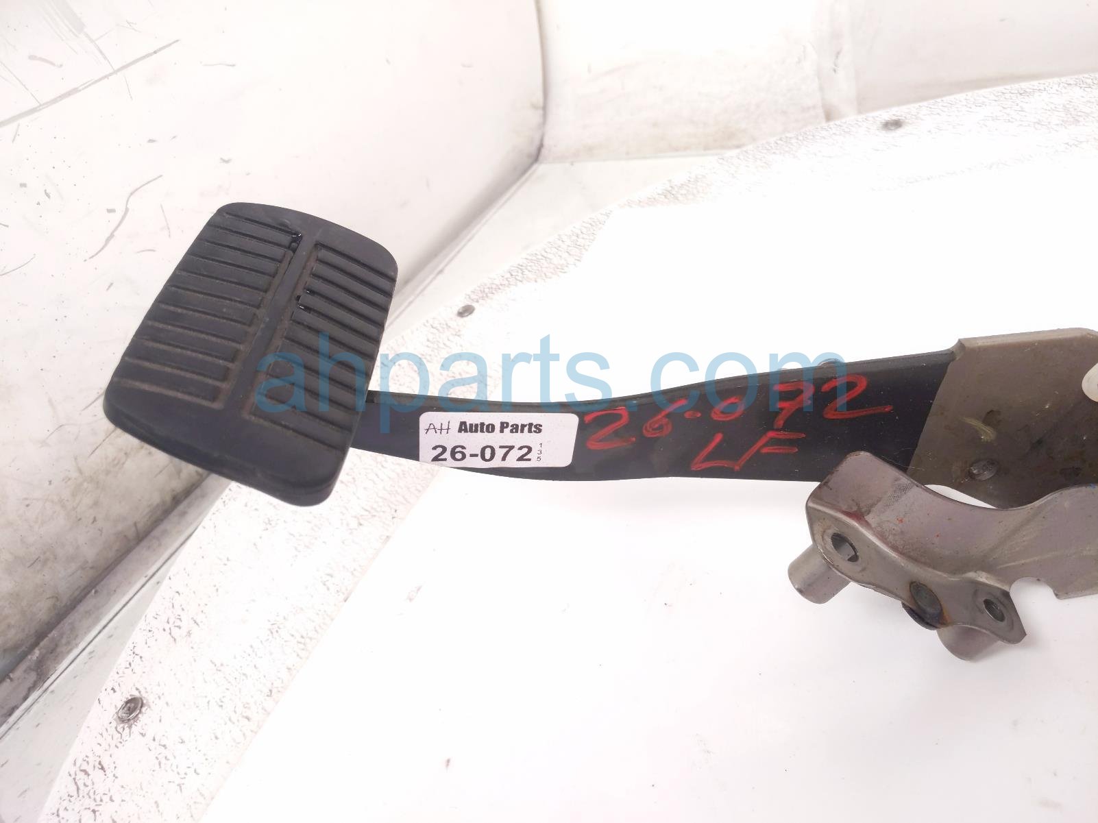 2023 Subaru Ascent Brake Pedal Assy Fl 36012XC00B Replacement 2023 Subaru Ascent Brake Pedal Assy Fl 36012XC00B Replacement thumbnail