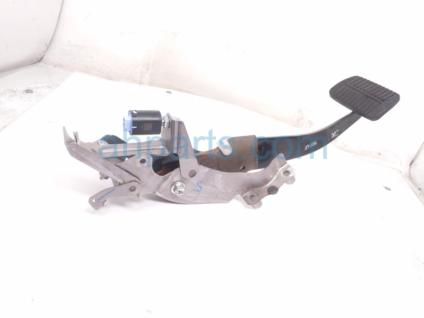 2023 Subaru Ascent Brake Pedal Assy Fl 36012XC00B Replacement 2023 Subaru Ascent Brake Pedal Assy Fl 36012XC00B Replacement thumbnail
